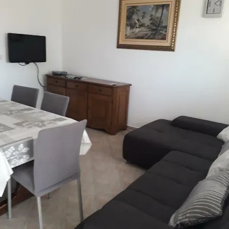 Appartement Daniel Custic Murvica (Policnik)